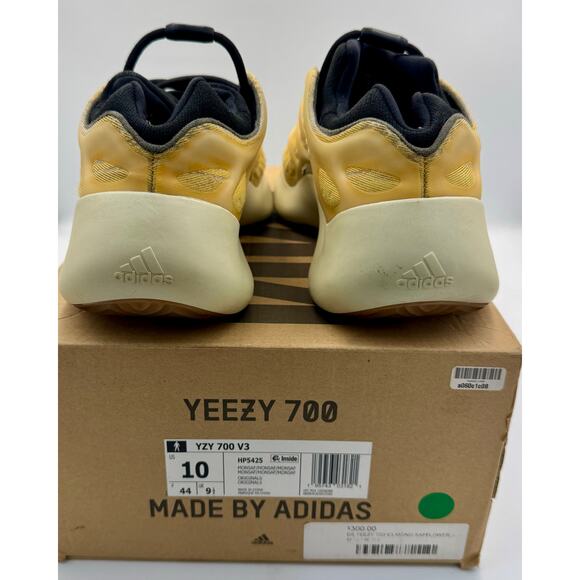 Adidas Yeezy 700 V3 \'Mono Safflower\' HP5425 Sz # 439 main image 2
